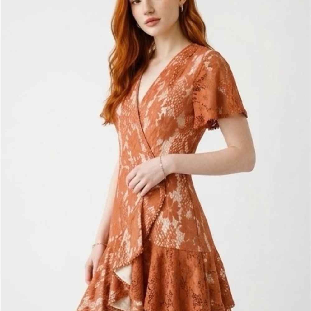 Brand Halfisland, model “M Lace Dress